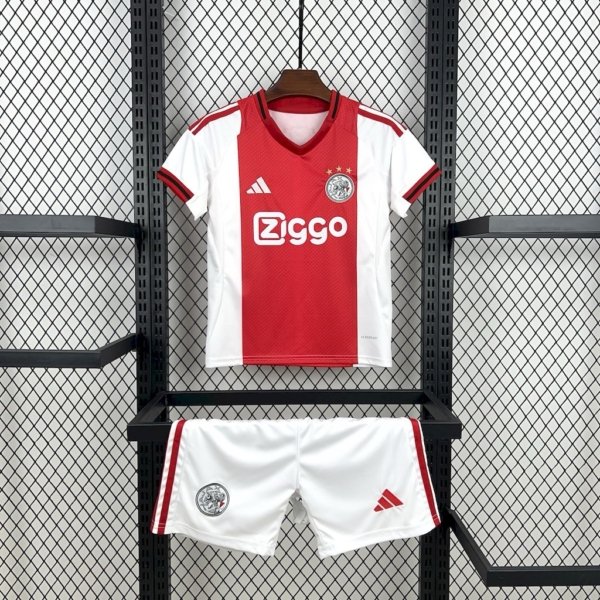Ajax Local 25/26 Kit Niño