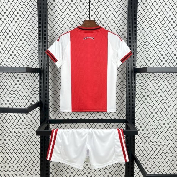 Ajax Local 25/26 Kit Niño - Image 2