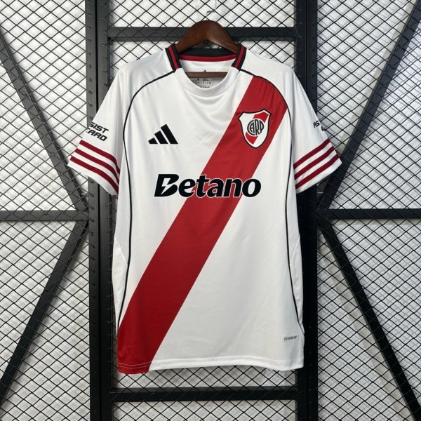River Plate Local 25/26 Versión Fan