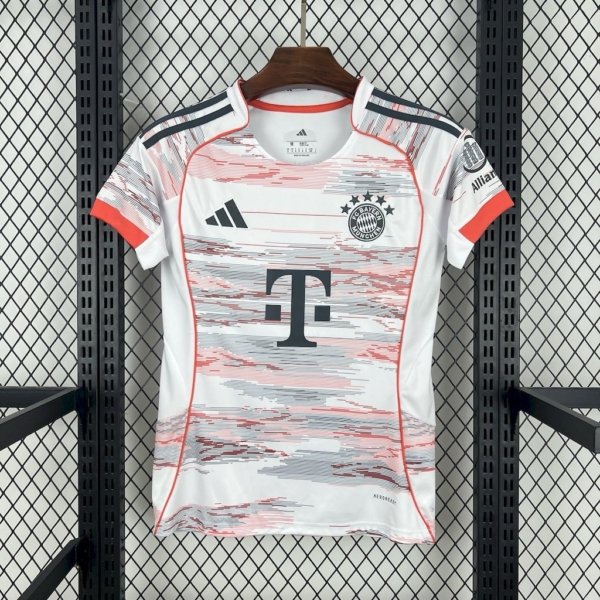 Bayern Munich Visita 25/26 Versión Mujer