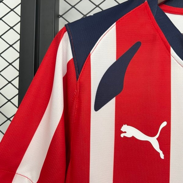 Chivas Local 25/26 Version Fan - Image 5