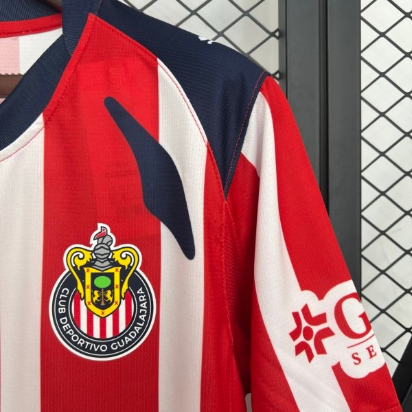 Chivas Local 25/26 Version Fan - Image 4