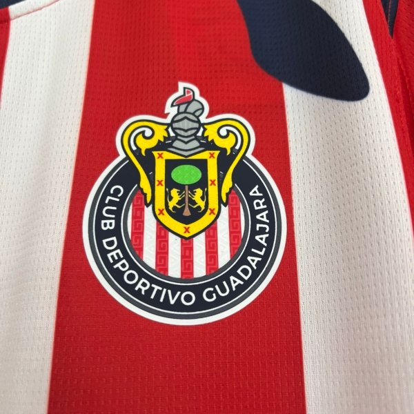 Chivas Local 25/26 Version Fan - Image 3