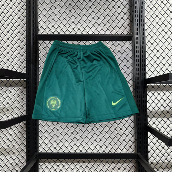 Short + Calcetas Nigeria 25/26 Local