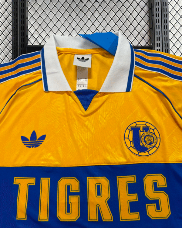 Tigres Edición Especial Versión Fan - Image 2