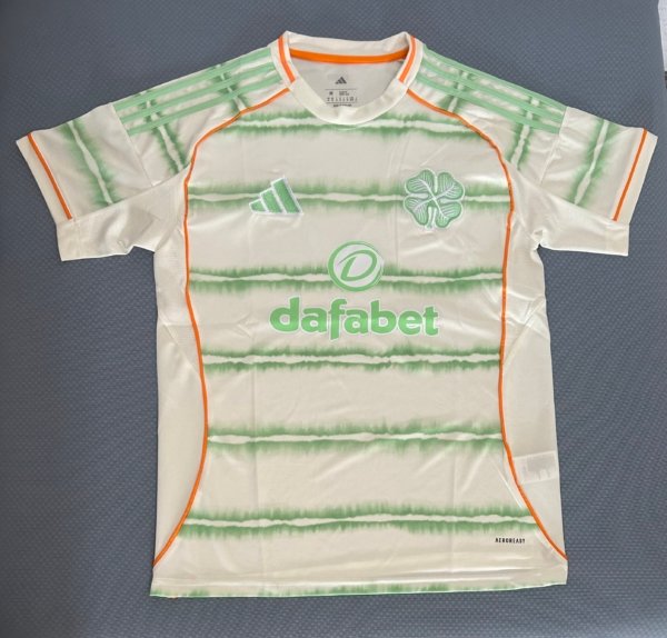 Celtic Tercer 25/26 Versión Fan - Image 5