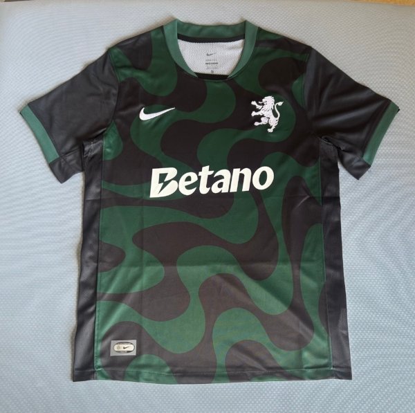 Sporting Lisboa Tercer 25/26 Versión Fan - Image 6