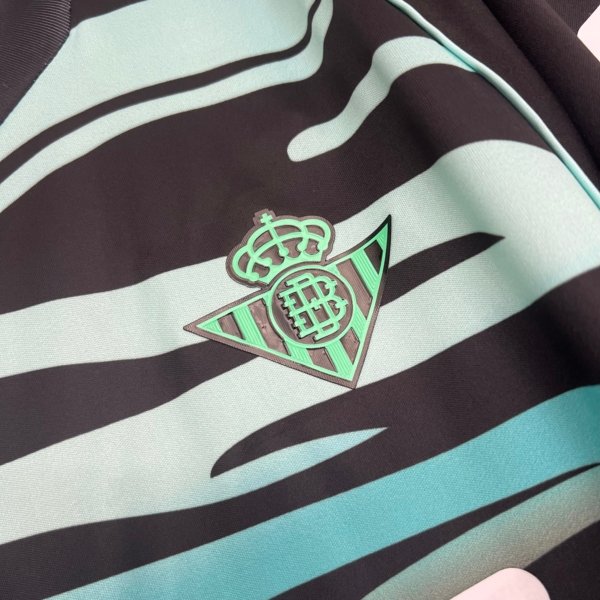 Real Betis Visita 25/26 Versión Fan - Image 2