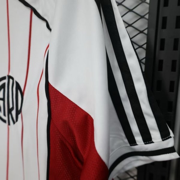 River Plate Adidas Especial - Image 7