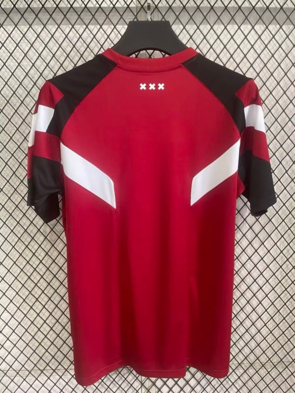 Ajax Especial - Image 2