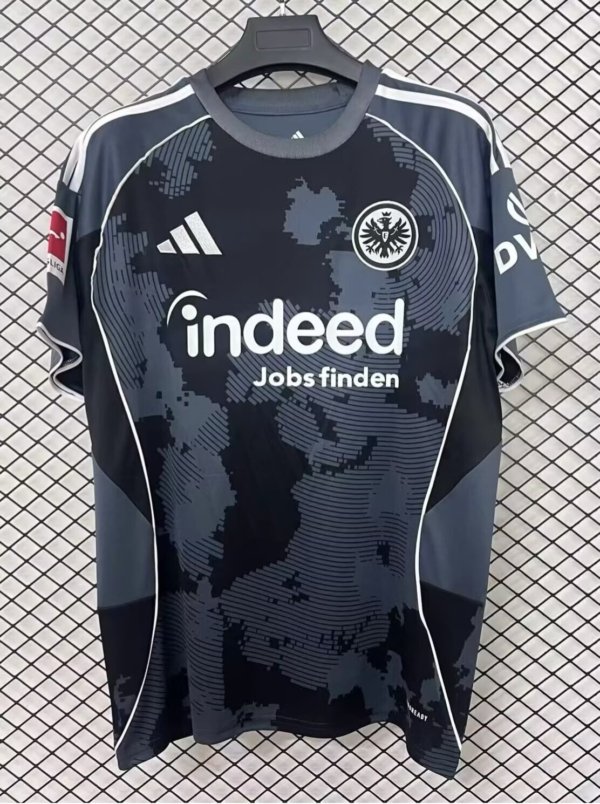 Frankfurt Tercer 25/26 Versión Fan