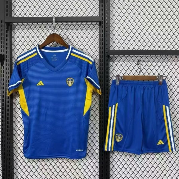 Leeds United Visita 25/26 Kit Adulto