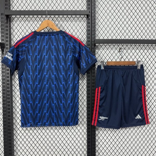 Arsenal Visita 25/26 Kit Adulto - Image 2
