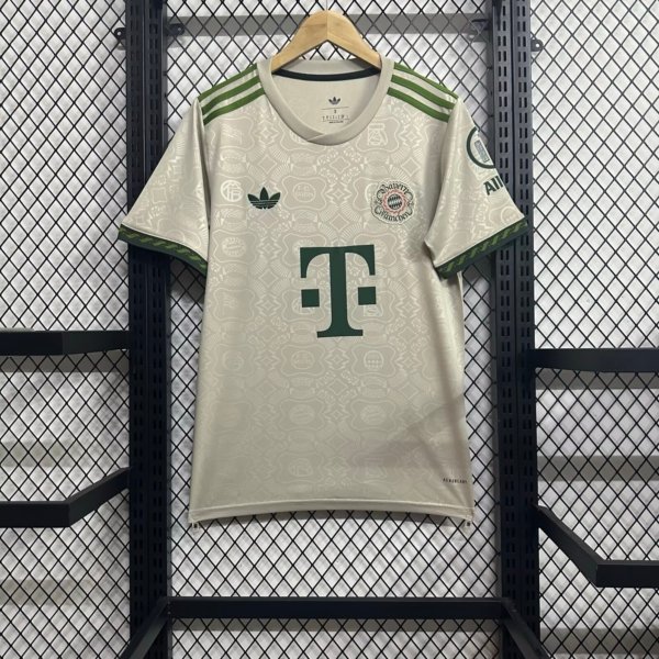 Bayern Munich Oktoberfest 25/26 Versión Fan