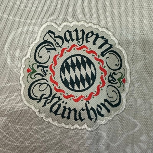 Bayern Munich Oktoberfest 25/26 Versión Fan - Image 3