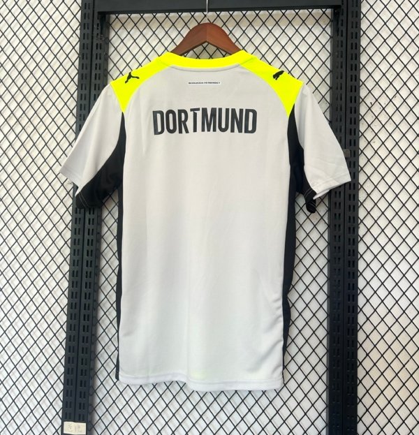 Borussia Dortmund Visita 25/26 Versión Fan - Image 8