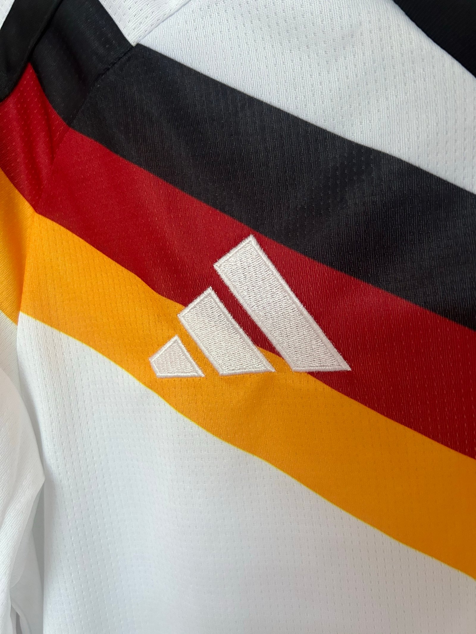Alemania Local Mundial 2026 Versión Fan - Image 2